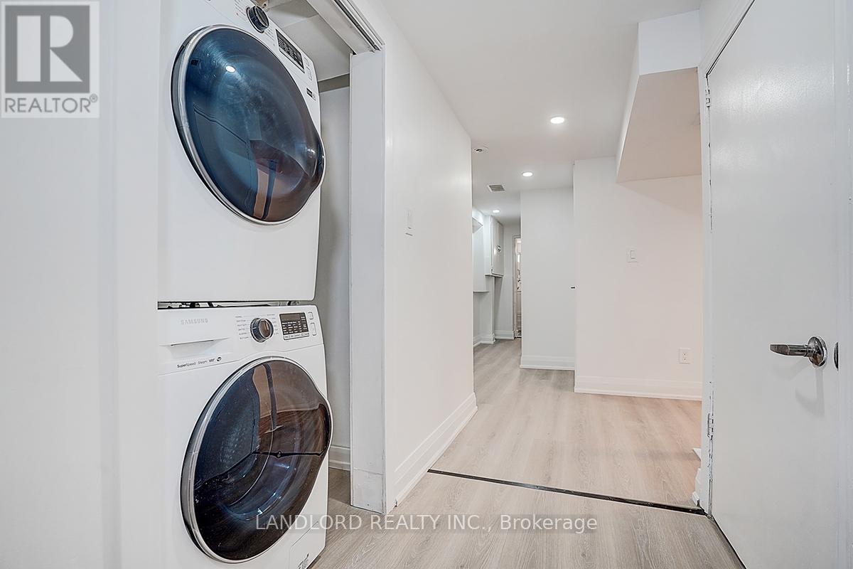 Lower - 56 Bicknell Avenue, Toronto, Ontario  M9M 4G5 - Photo 29 - W13175916