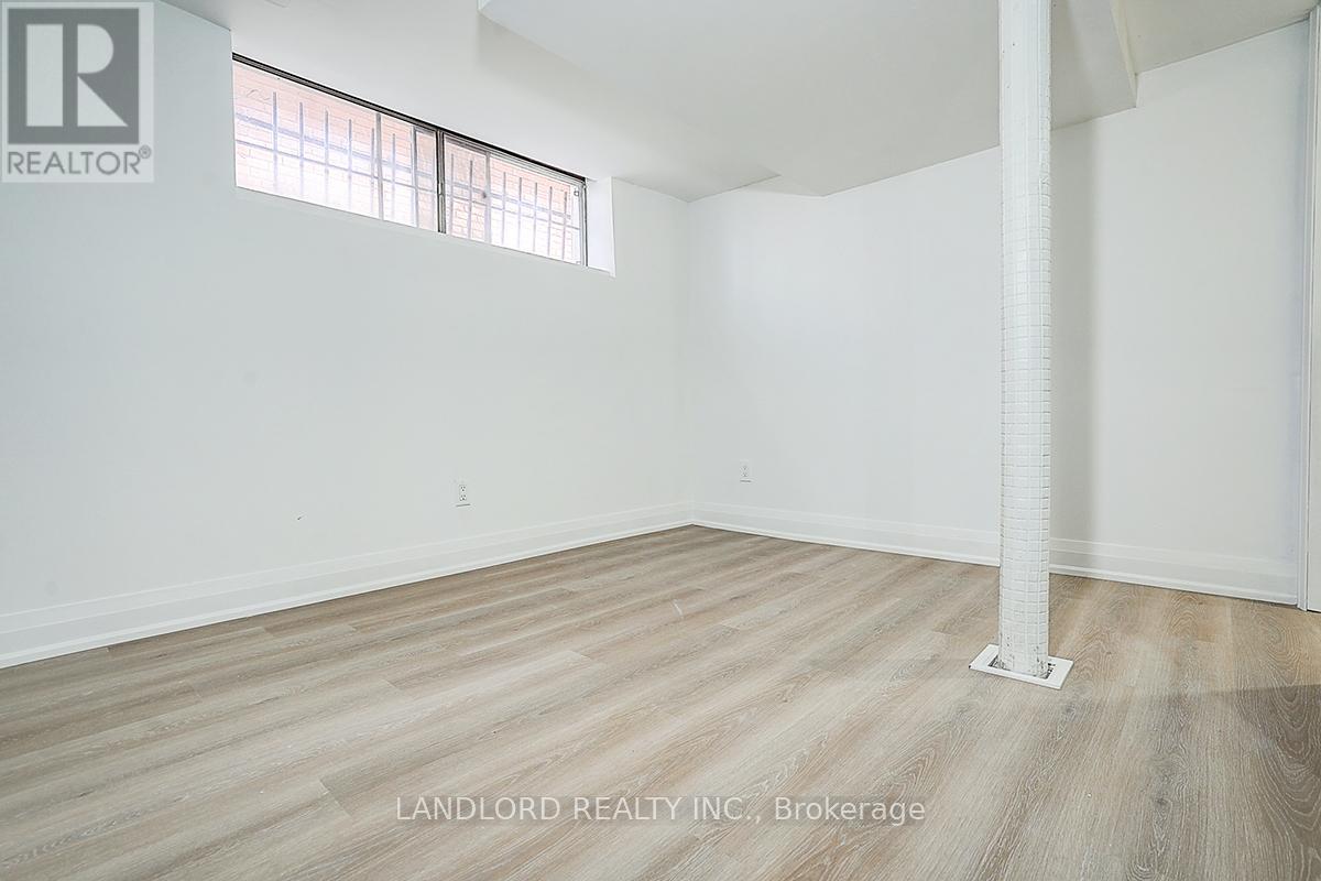Lower - 56 Bicknell Avenue, Toronto, Ontario  M9M 4G5 - Photo 38 - W13175916