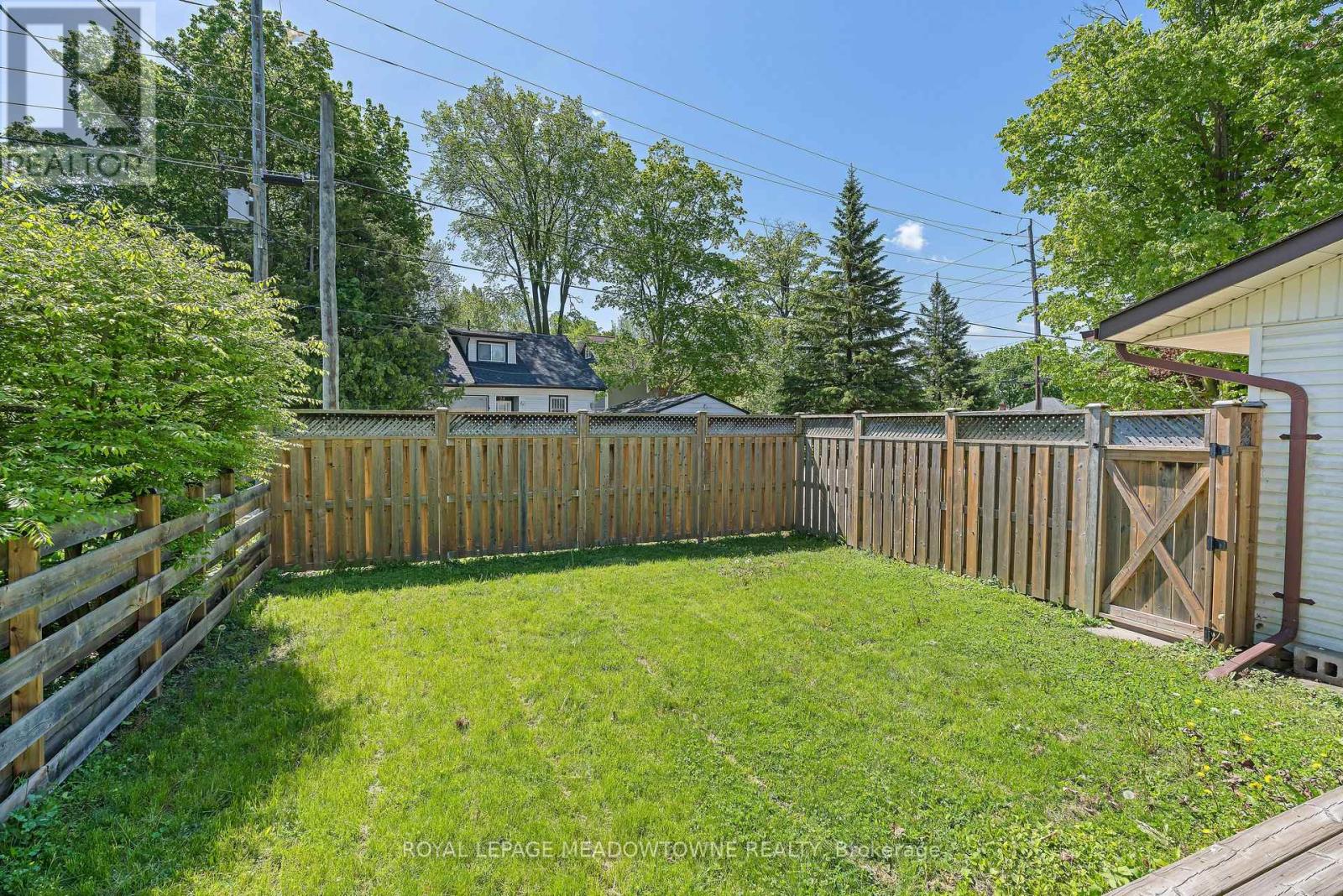 17 College Street, Halton Hills, Ontario  L7G 2N6 - Photo 33 - W13175958