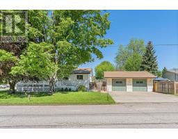 17 COLLEGE STREET, Halton Hills, Ontario