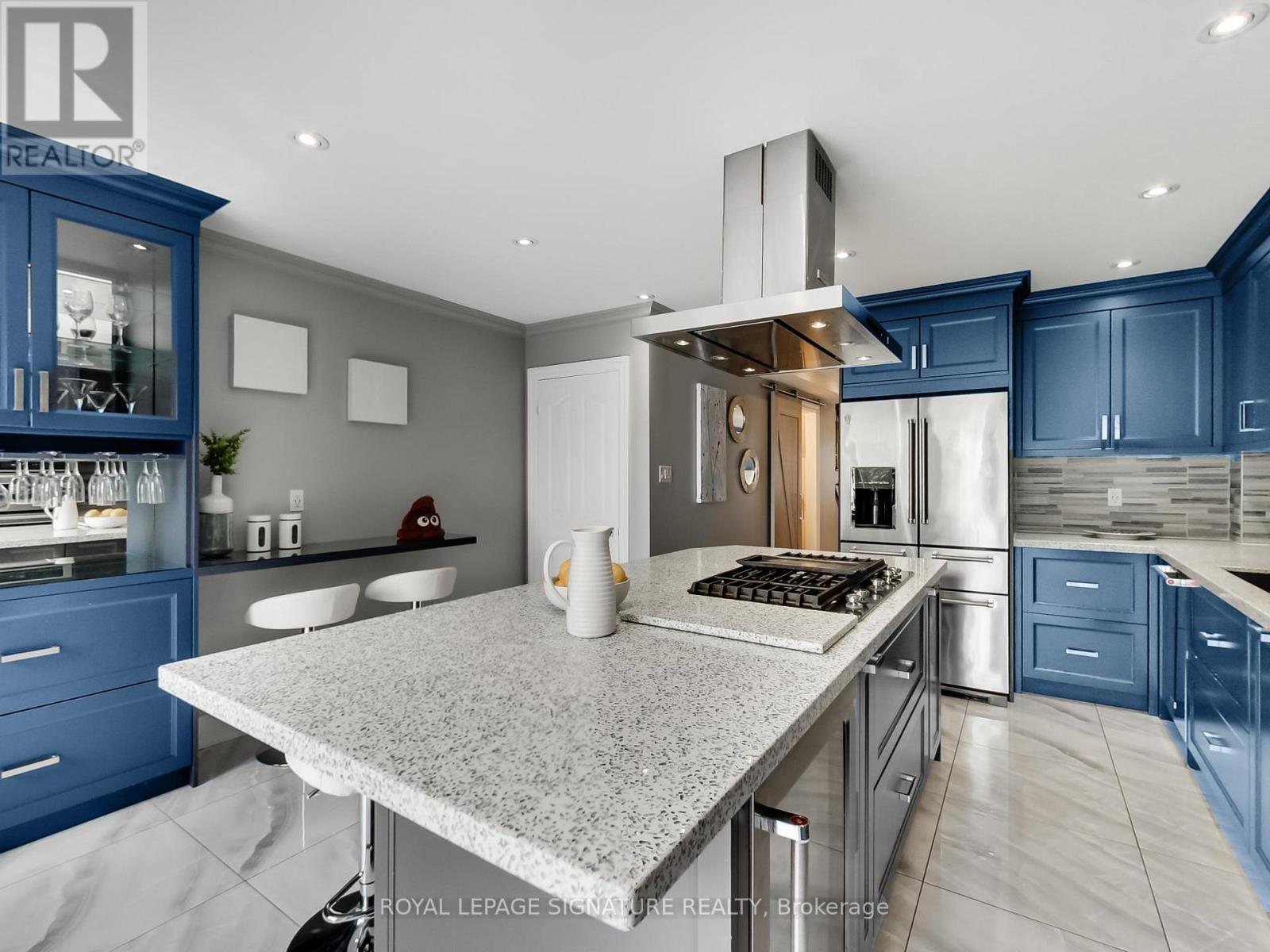 55 Cameron Avenue, Toronto, Ontario  M6M 1R1 - Photo 17 - W13176022
