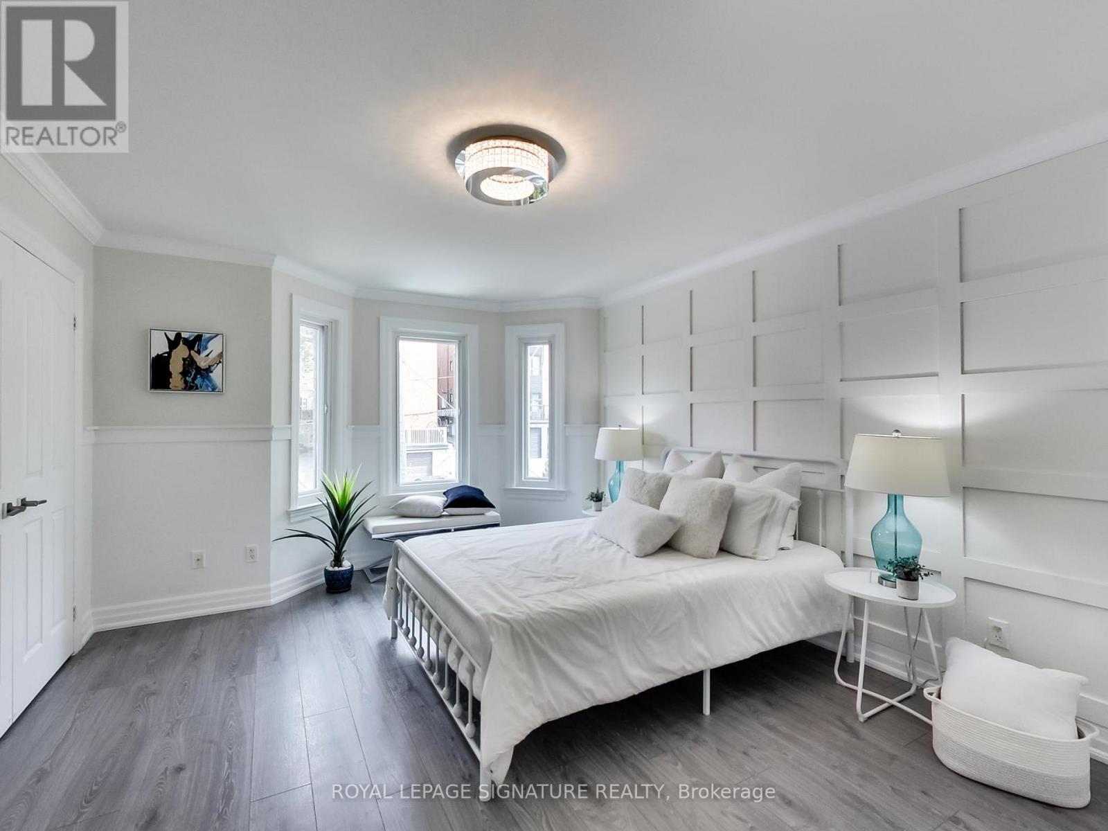 55 Cameron Avenue, Toronto, Ontario  M6M 1R1 - Photo 25 - W13176022