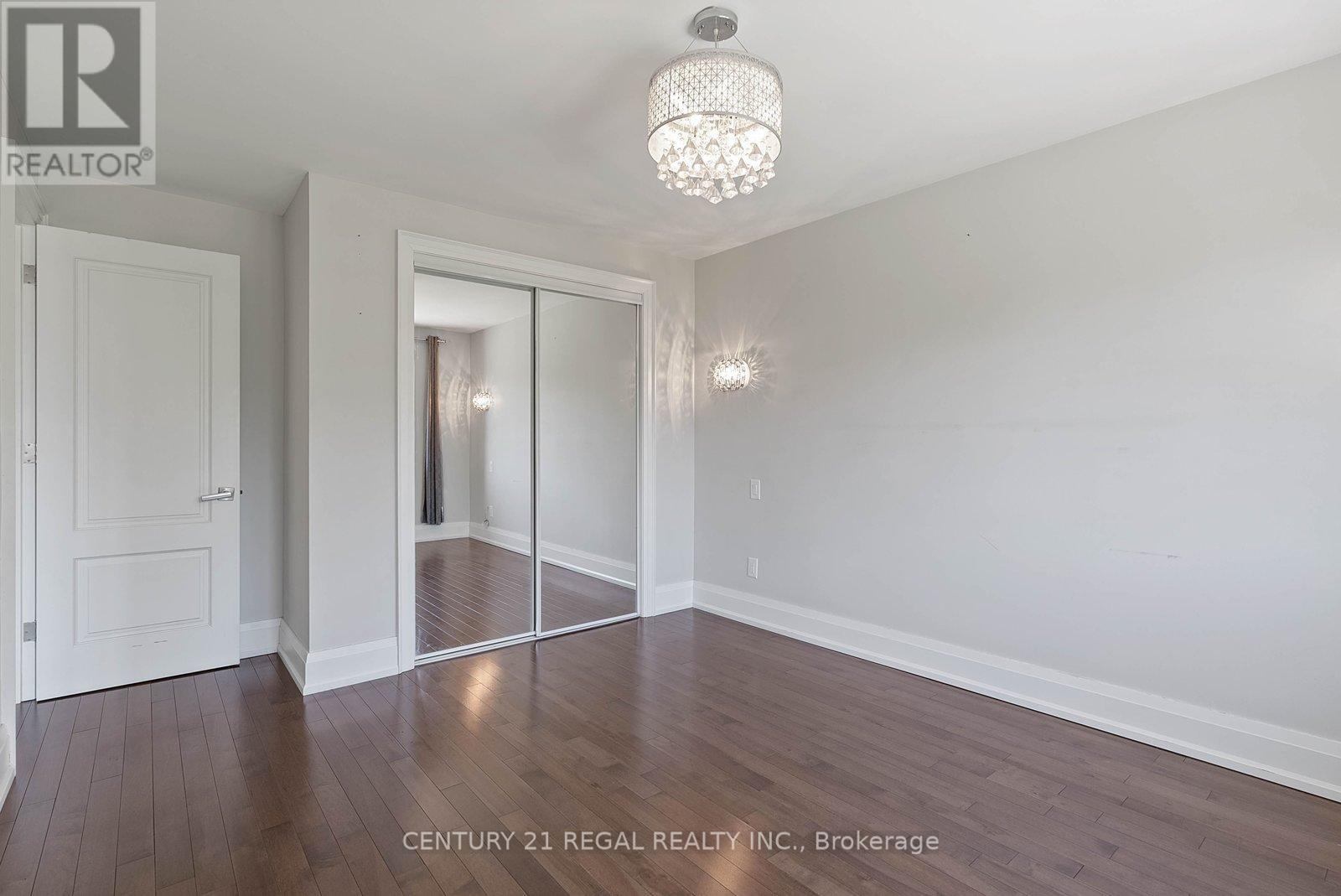 18 Rowse Crescent, Toronto, Ontario  M9P 3L5 - Photo 19 - W13176028