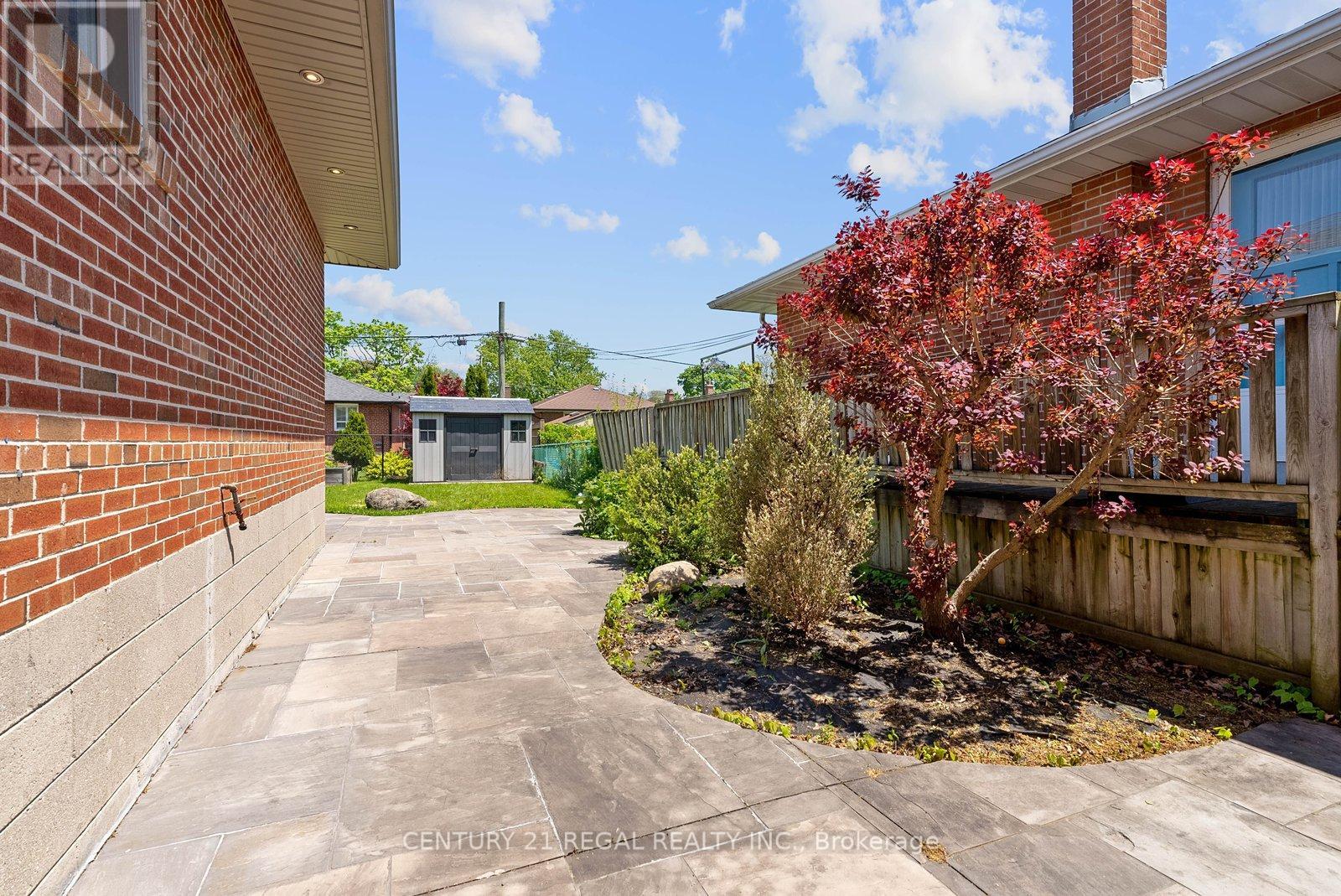 18 Rowse Crescent, Toronto, Ontario  M9P 3L5 - Photo 42 - W13176028