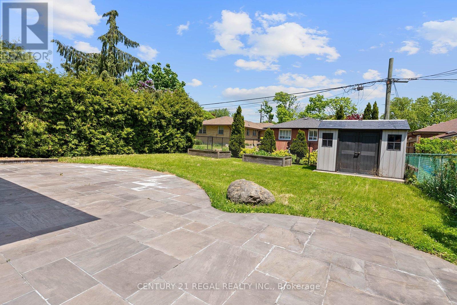18 Rowse Crescent, Toronto, Ontario  M9P 3L5 - Photo 43 - W13176028