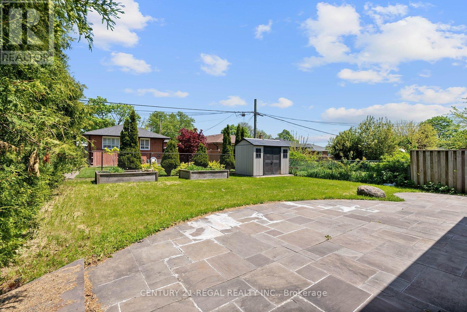 18 Rowse Crescent, Toronto, Ontario  M9P 3L5 - Photo 45 - W13176028