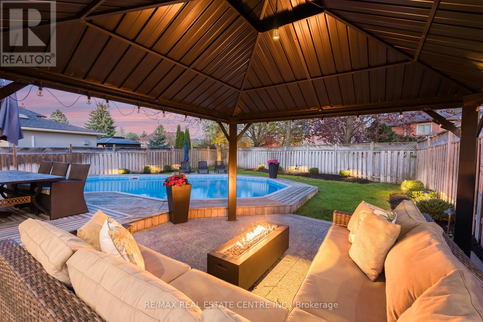 20 Nixon Crescent, Halton Hills, Ontario  L7G 5K2 - Photo 41 - W13176096