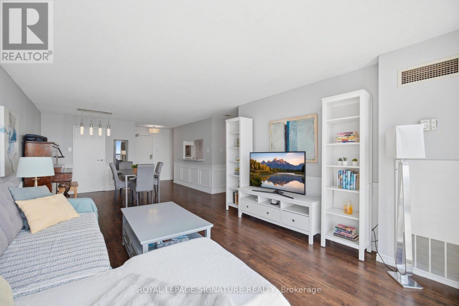 1803 - 25 Trailwood Drive, Mississauga, Ontario  L4Z 3K9 - Photo 18 - W13176138