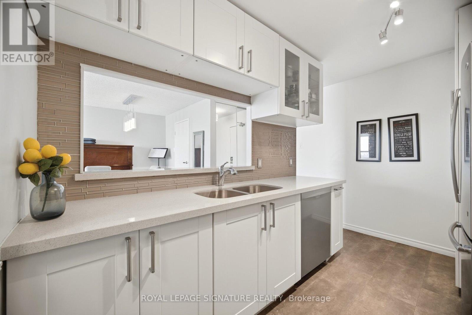 1803 - 25 Trailwood Drive, Mississauga, Ontario  L4Z 3K9 - Photo 23 - W13176138