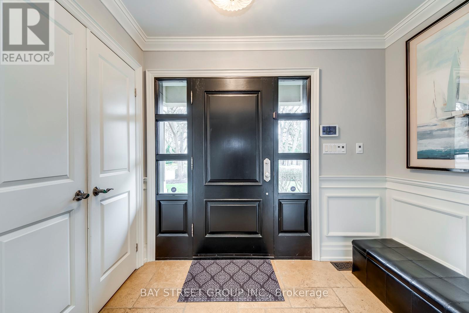 1267 Donlea Crescent, Oakville, Ontario  L6J 1V8 - Photo 3 - W13176156