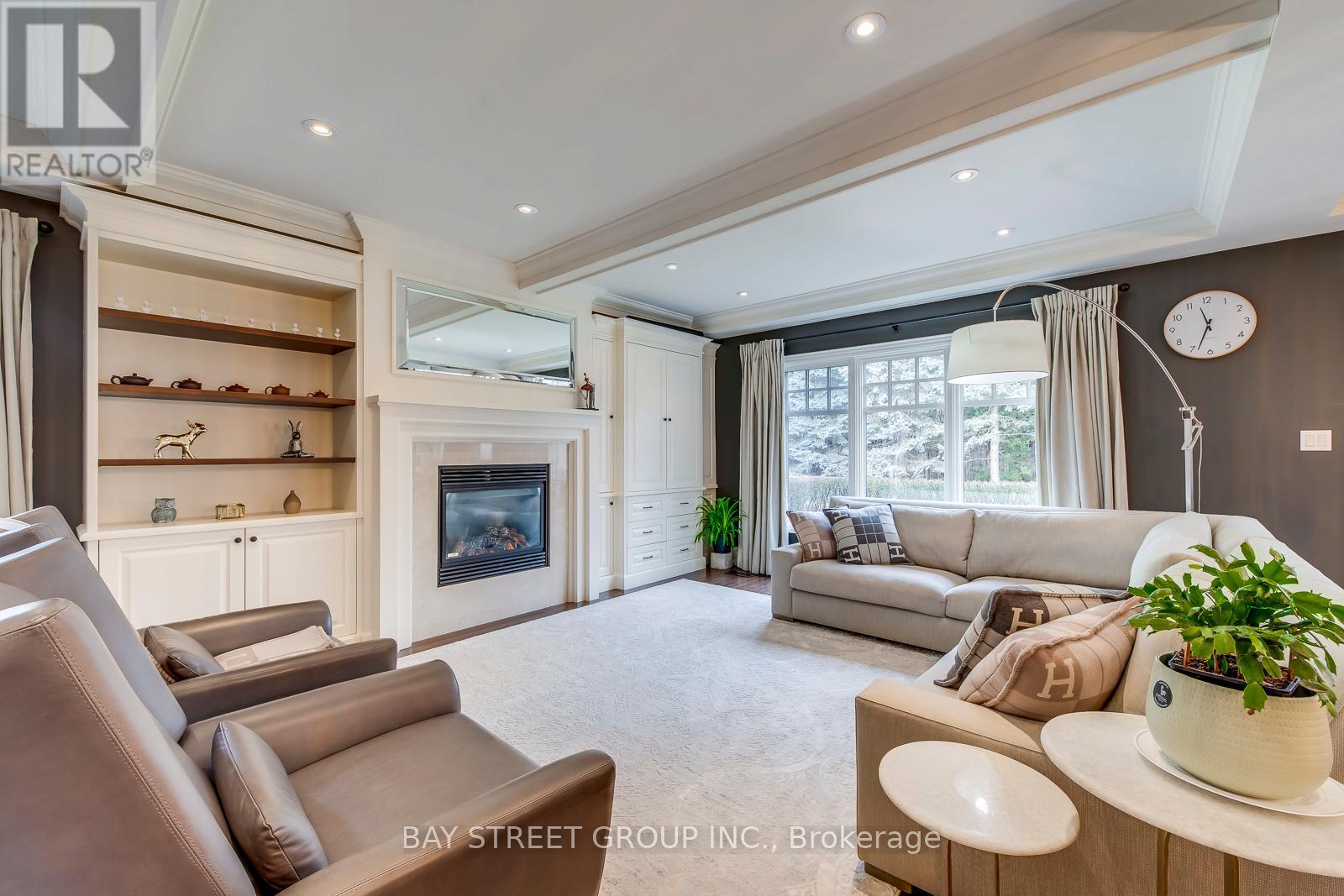 1267 Donlea Crescent, Oakville, Ontario  L6J 1V8 - Photo 8 - W13176156