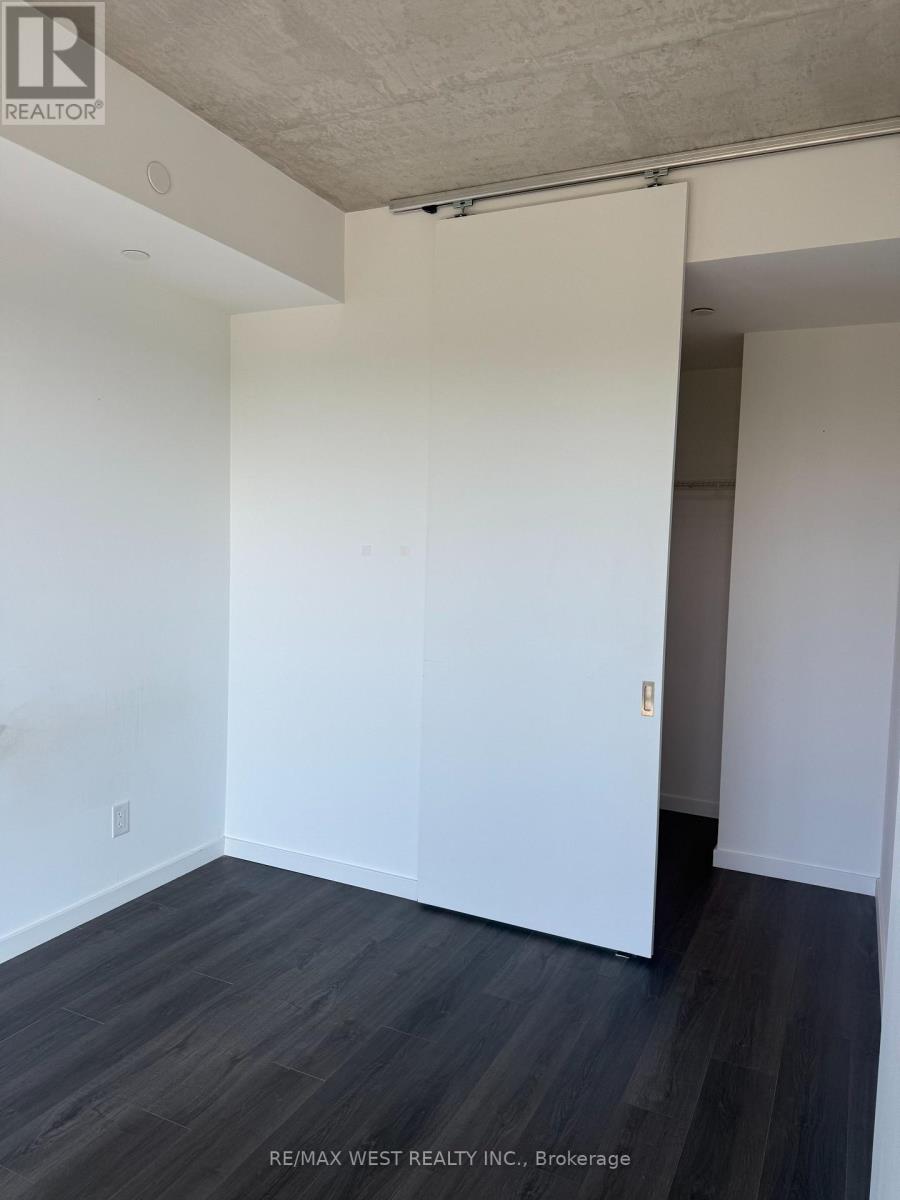 407 - 7 Smith Crescent, Toronto, Ontario  M8Z 0G3 - Photo 12 - W13176158
