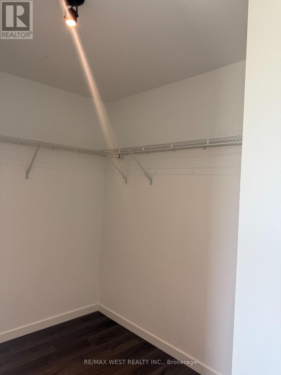 407 - 7 Smith Crescent, Toronto, Ontario  M8Z 0G3 - Photo 13 - W13176158