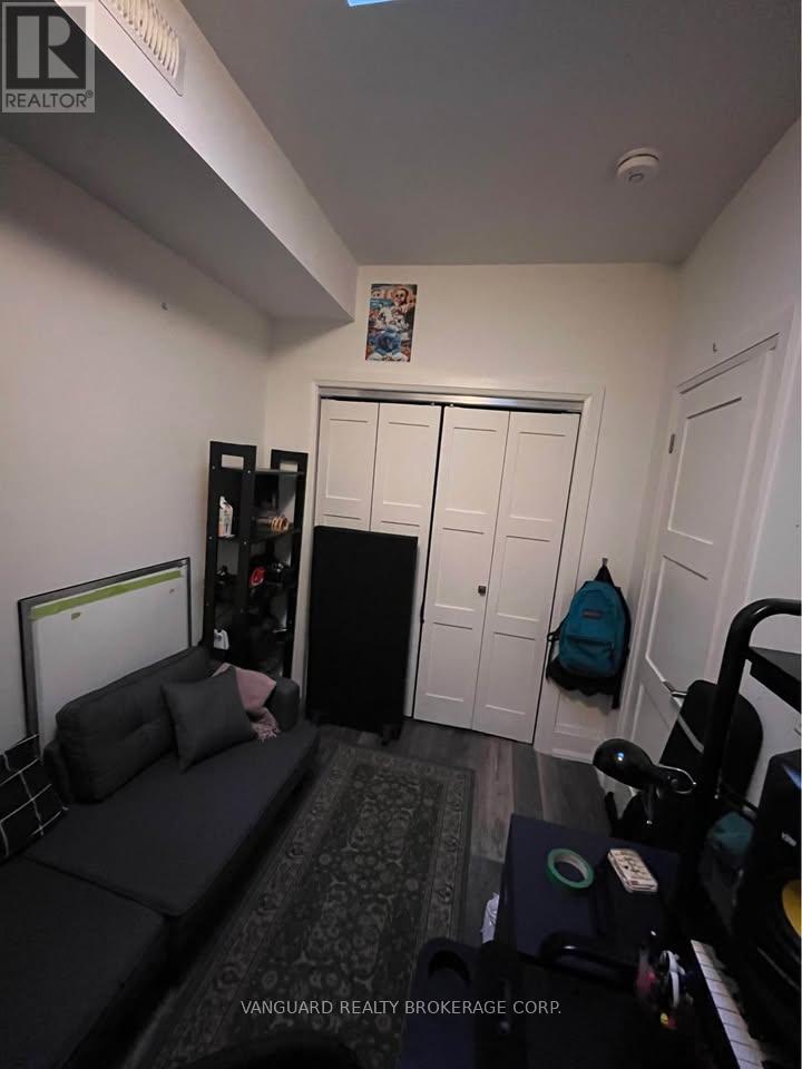 3rd Floor - 984 Dovercourt Road, Toronto, Ontario  M6H 2X5 - Photo 8 - W13176170