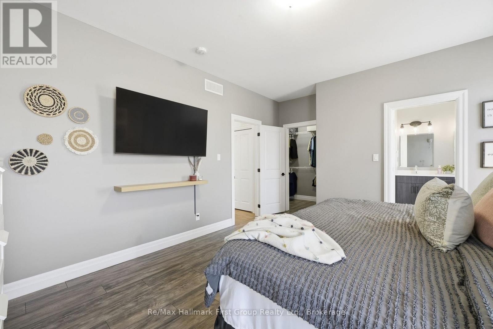 12 Ambrosia Terrace, Quinte West, Ontario  K8V 0G6 - Photo 18 - X13176206