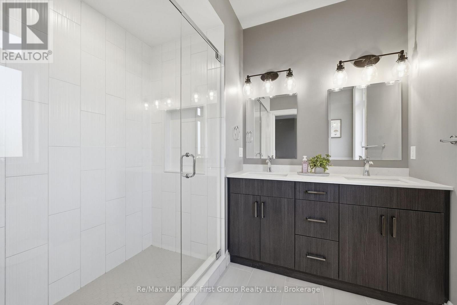 12 Ambrosia Terrace, Quinte West, Ontario  K8V 0G6 - Photo 19 - X13176206