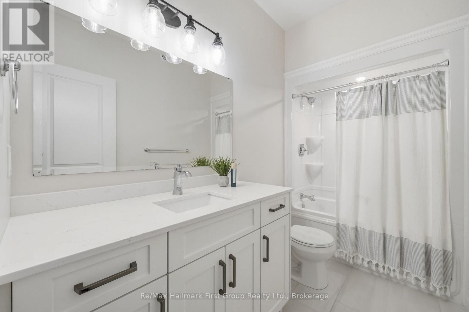 12 Ambrosia Terrace, Quinte West, Ontario  K8V 0G6 - Photo 23 - X13176206