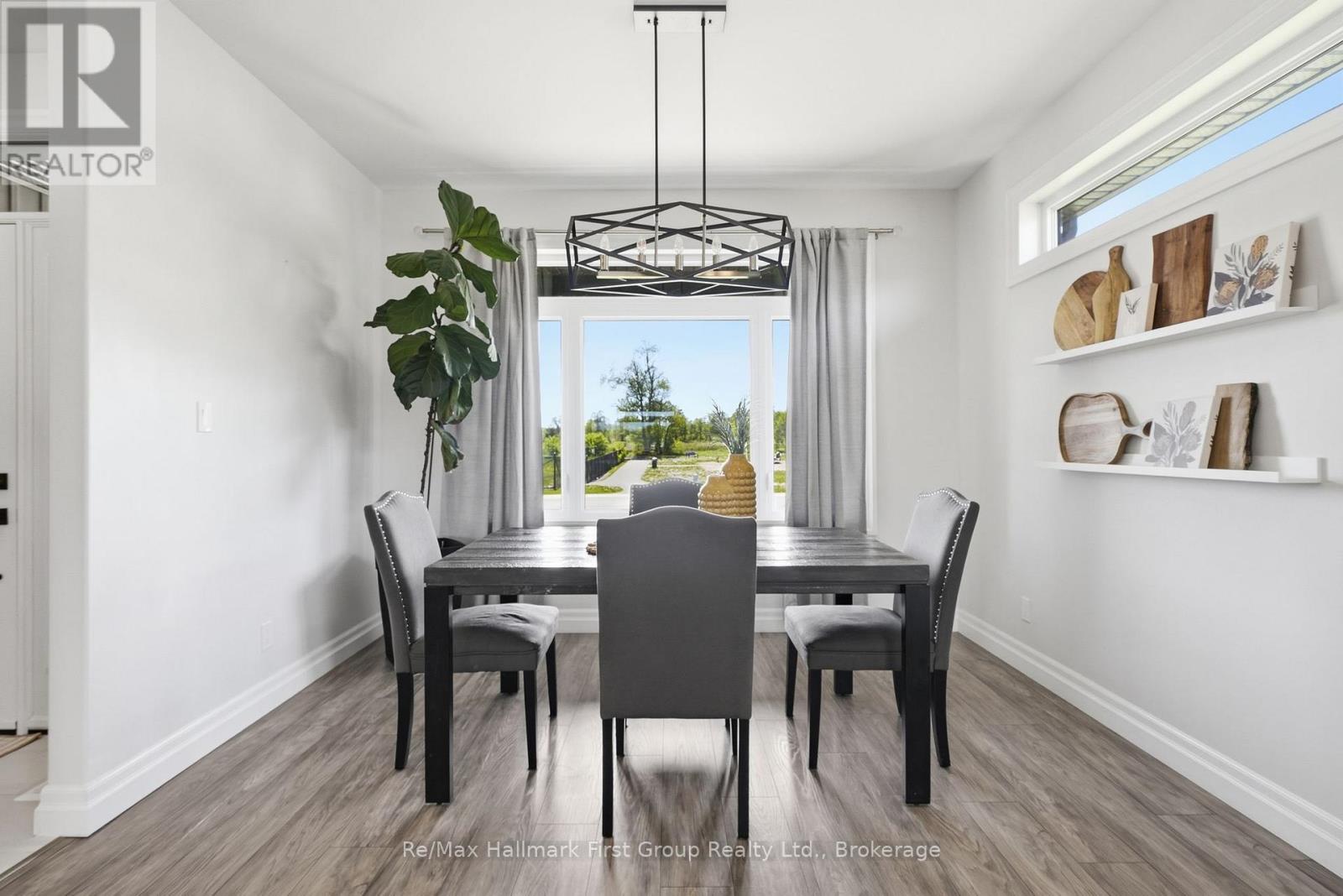 12 Ambrosia Terrace, Quinte West, Ontario  K8V 0G6 - Photo 4 - X13176206
