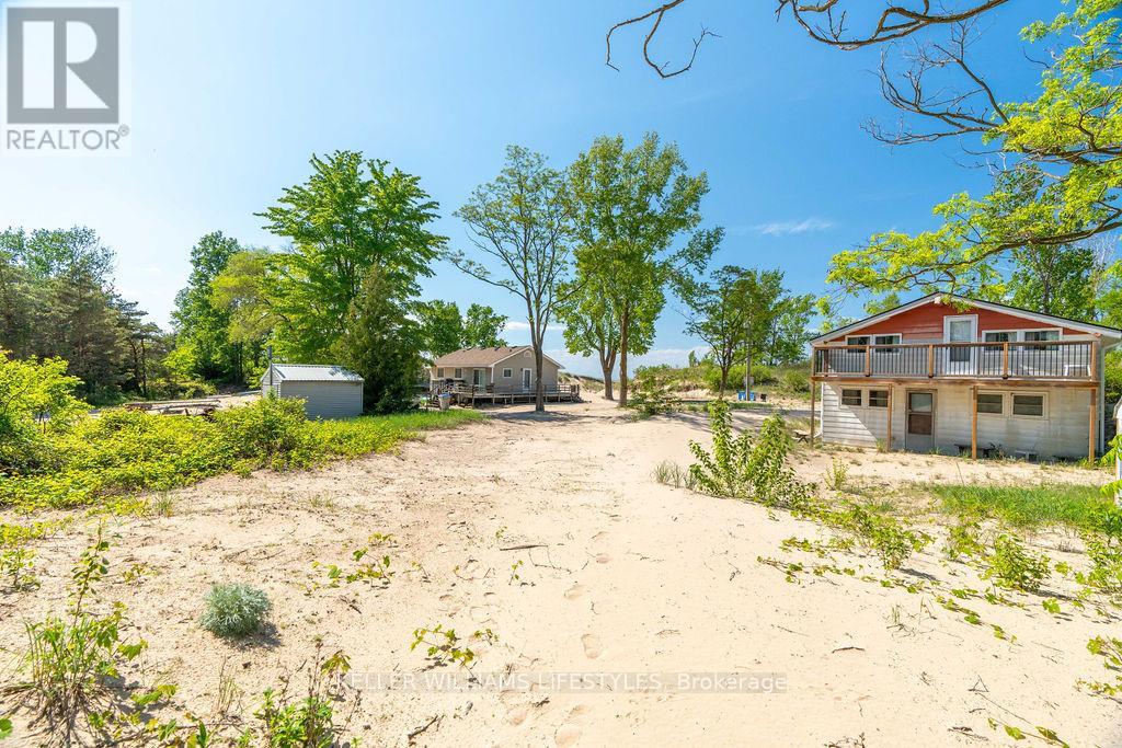 7403 Sanderson Road, Lambton Shores, Ontario  N0M 2L0 - Photo 29 - X13176294