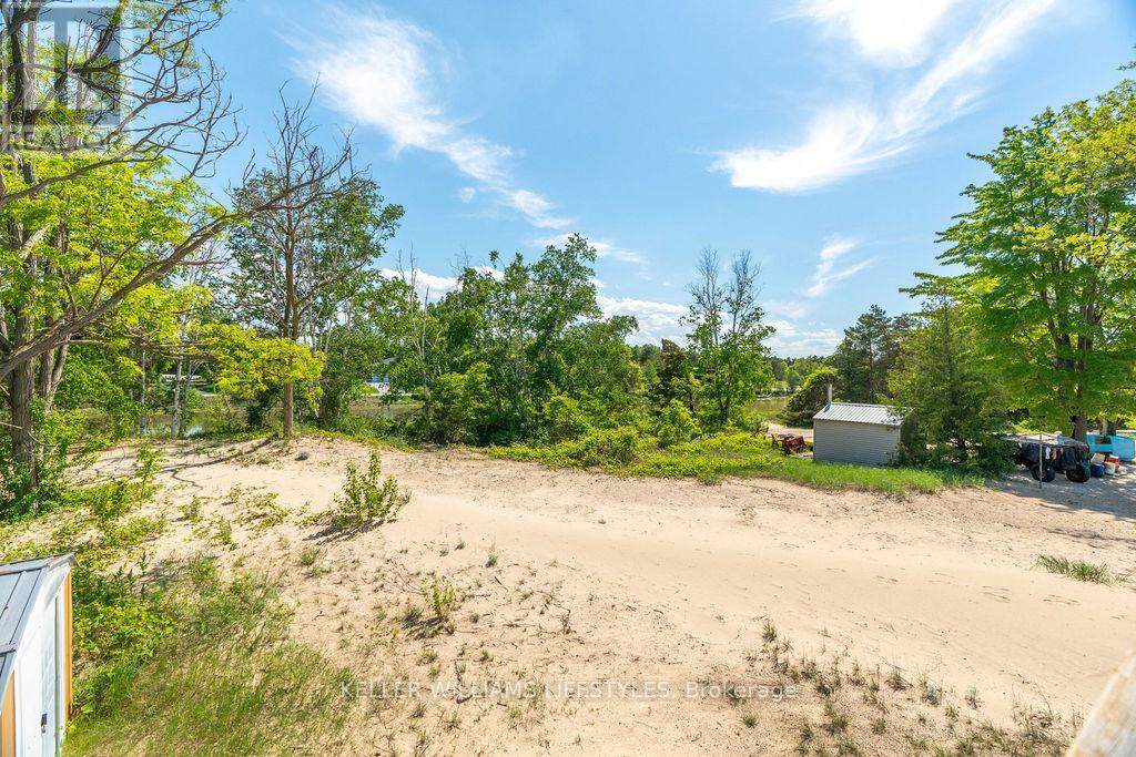 7403 Sanderson Road, Lambton Shores, Ontario  N0M 2L0 - Photo 31 - X13176294
