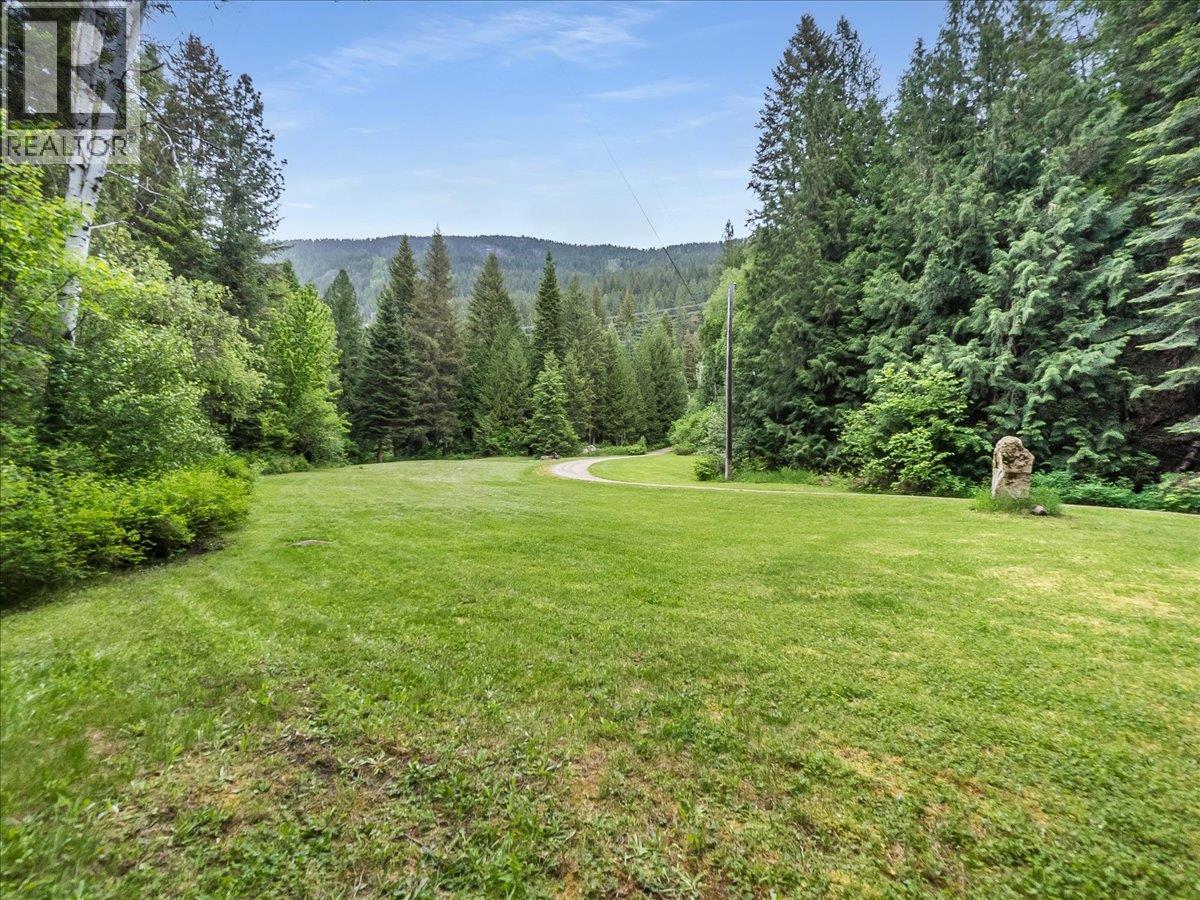 1990 6 Highway, Crescent Valley, British Columbia  V0G 1H0 - Photo 48 - 10388513