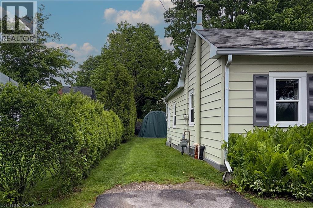 12 Spencer Street, Paris, Ontario  N3L 1W4 - Photo 3 - 40833621