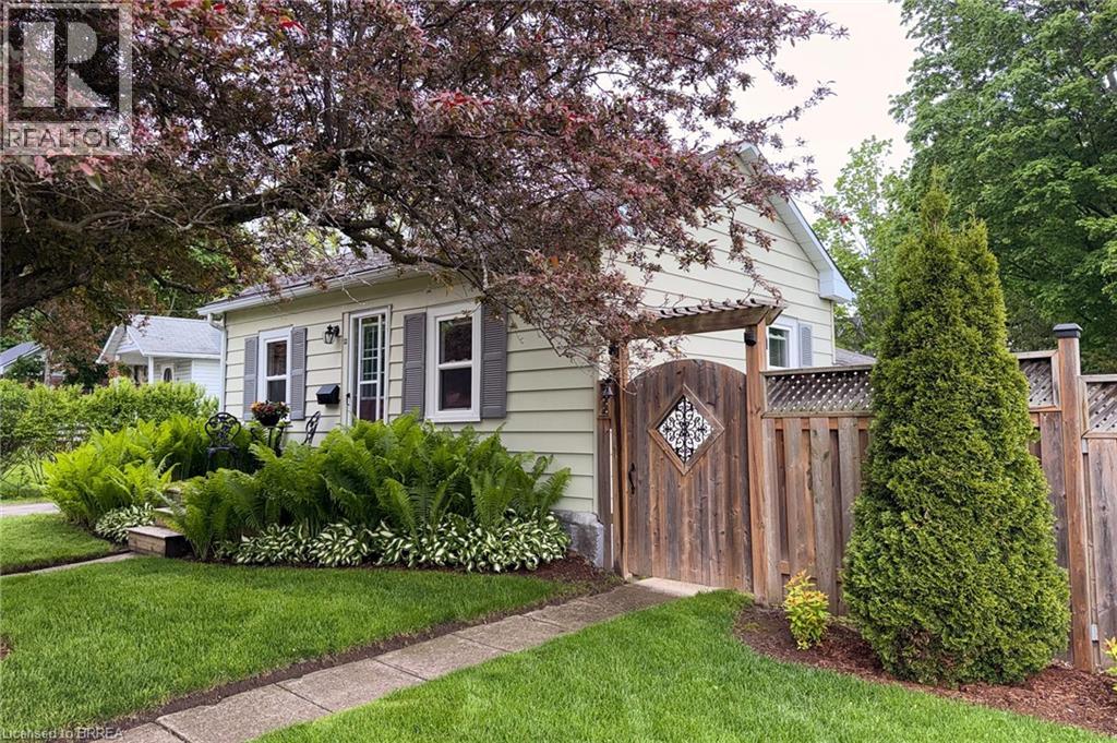 12 Spencer Street, Paris, Ontario  N3L 1W4 - Photo 30 - 40833621