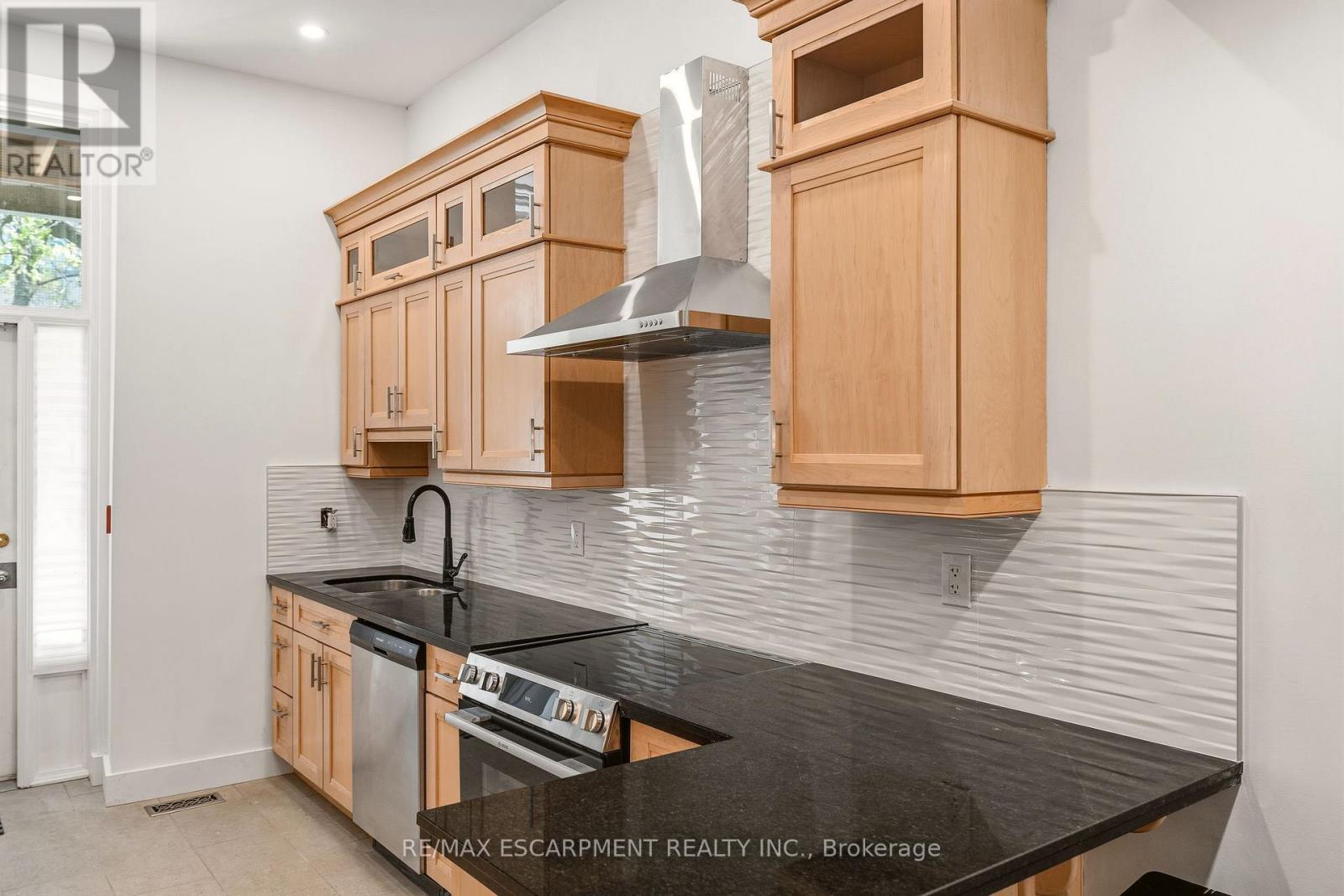 1 - 41 Duke Street, Hamilton, Ontario  L8P 1X2 - Photo 21 - X13175890