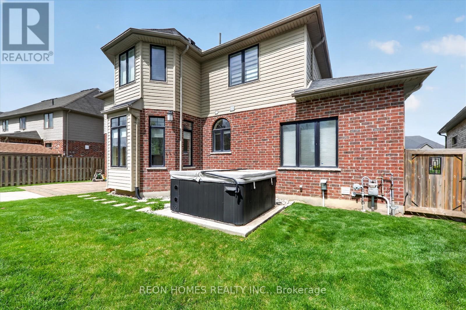 2192 Callingham Drive, London North, Ontario  N6G 5B8 - Photo 34 - X13176050