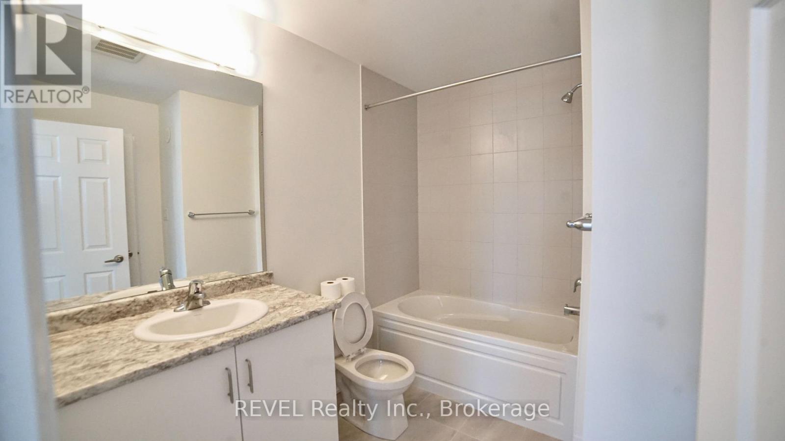11 Lilac Lane, Thorold, Ontario  L3B 0K9 - Photo 12 - X13176252