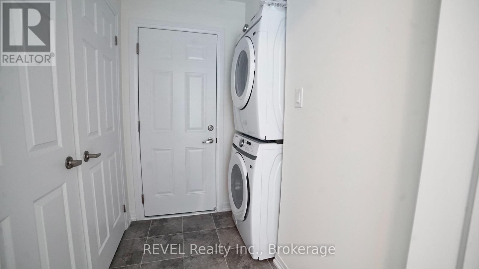 11 Lilac Lane, Thorold, Ontario  L3B 0K9 - Photo 21 - X13176252