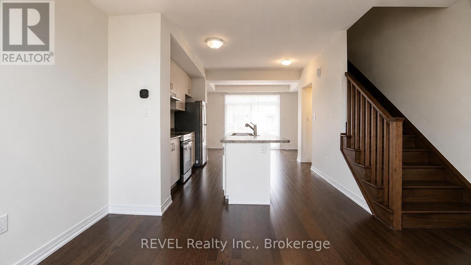 11 Lilac Lane, Thorold, Ontario  L3B 0K9 - Photo 5 - X13176252