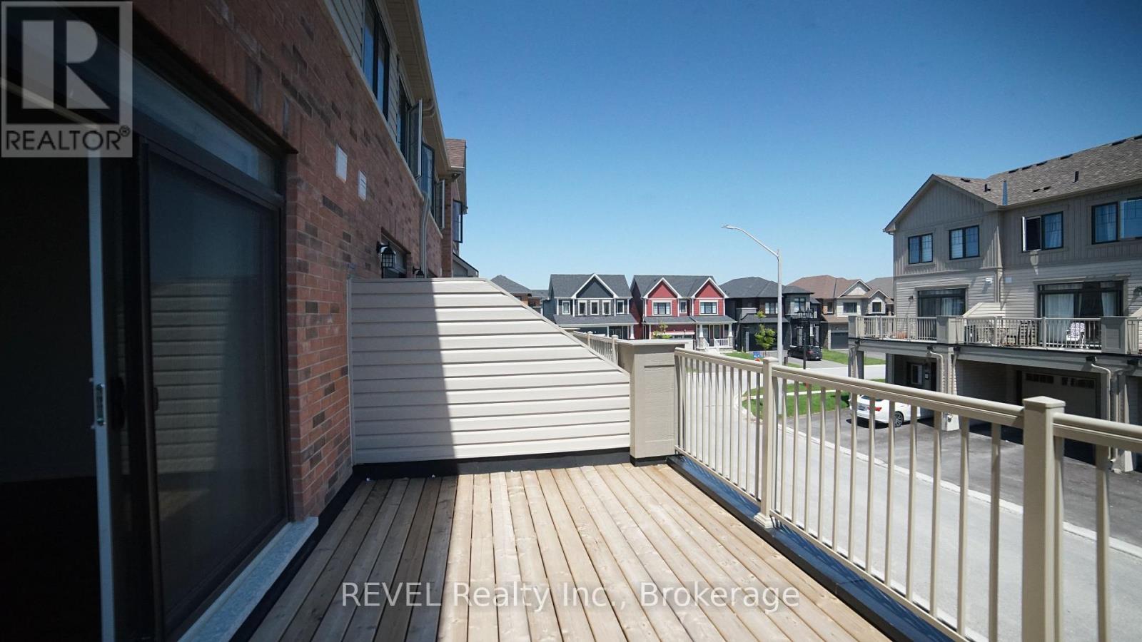 11 Lilac Lane, Thorold, Ontario  L3B 0K9 - Photo 8 - X13176252