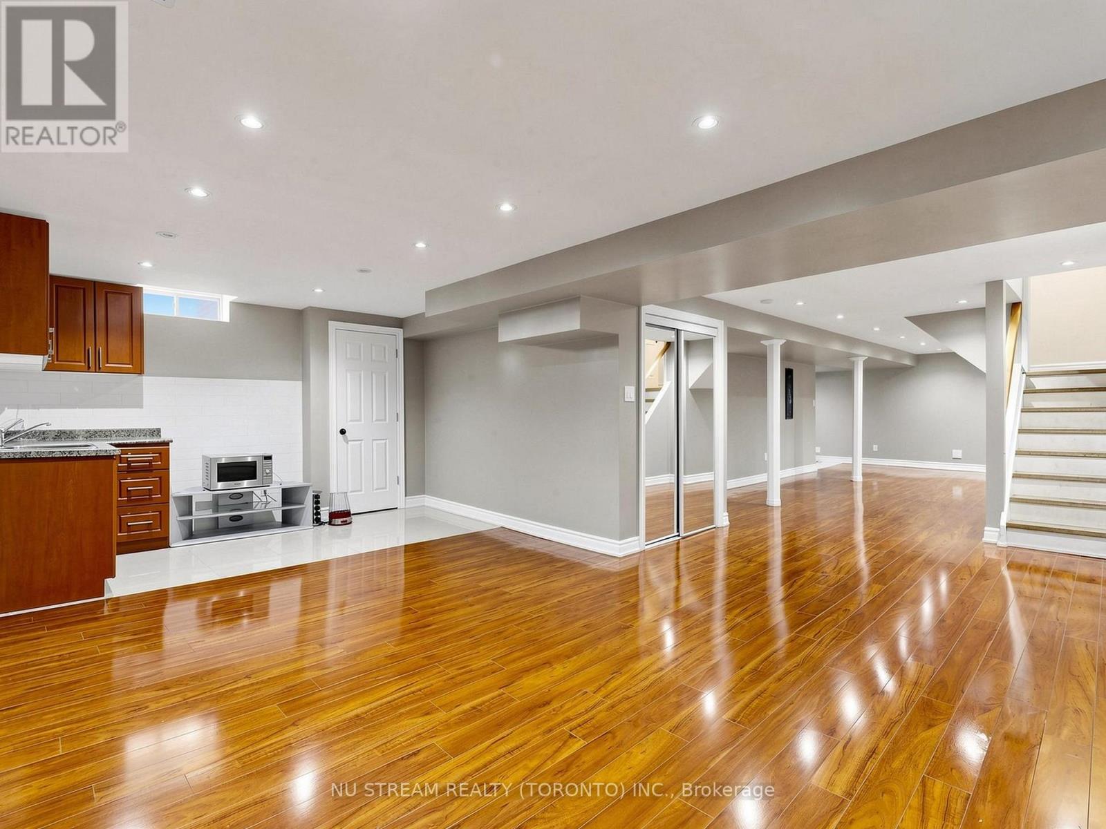 2 Purcell Crescent, Vaughan, Ontario  L6A 3C4 - Photo 44 - N13168004