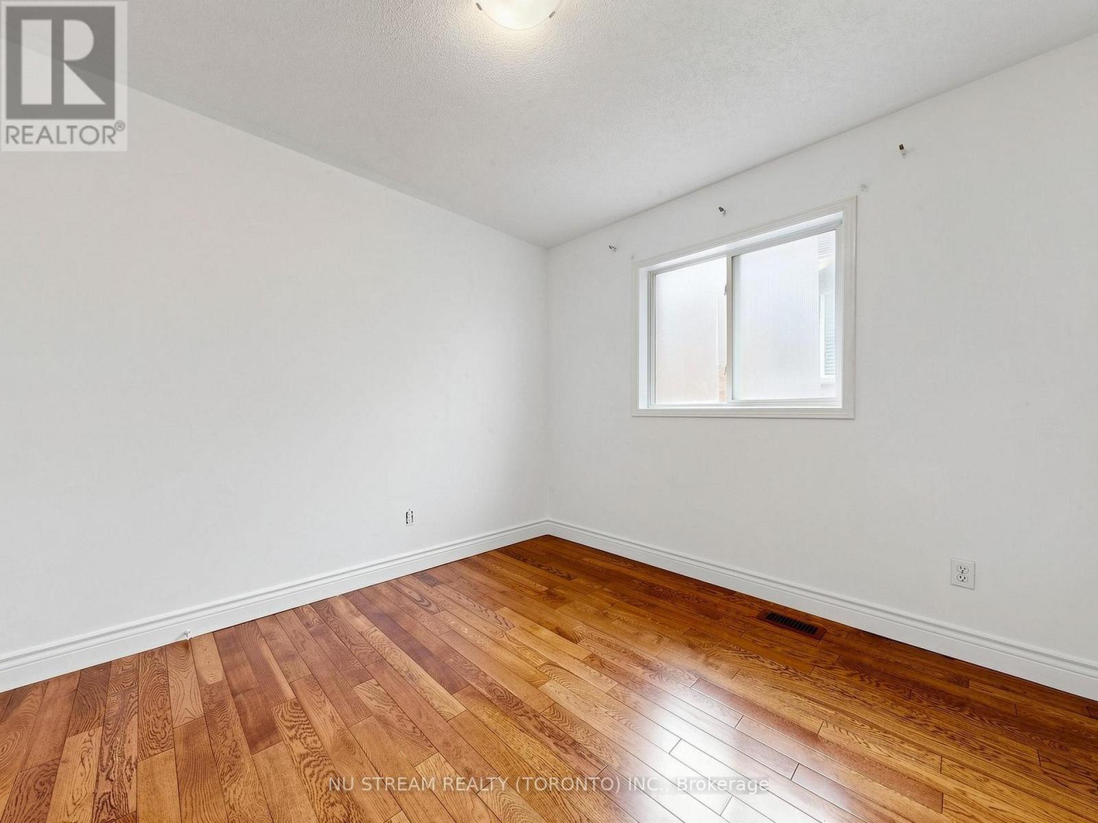 2 Purcell Crescent, Vaughan, Ontario  L6A 3C4 - Photo 36 - N13168004