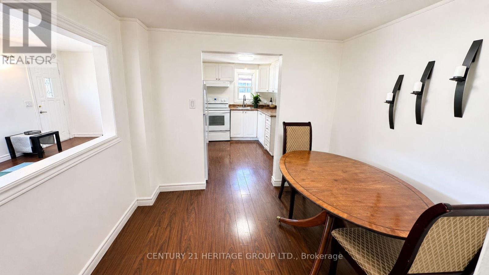 322 Lakeview Boulevard, Georgina, Ontario L4P 2Y7 - Photo 6 - N13173646