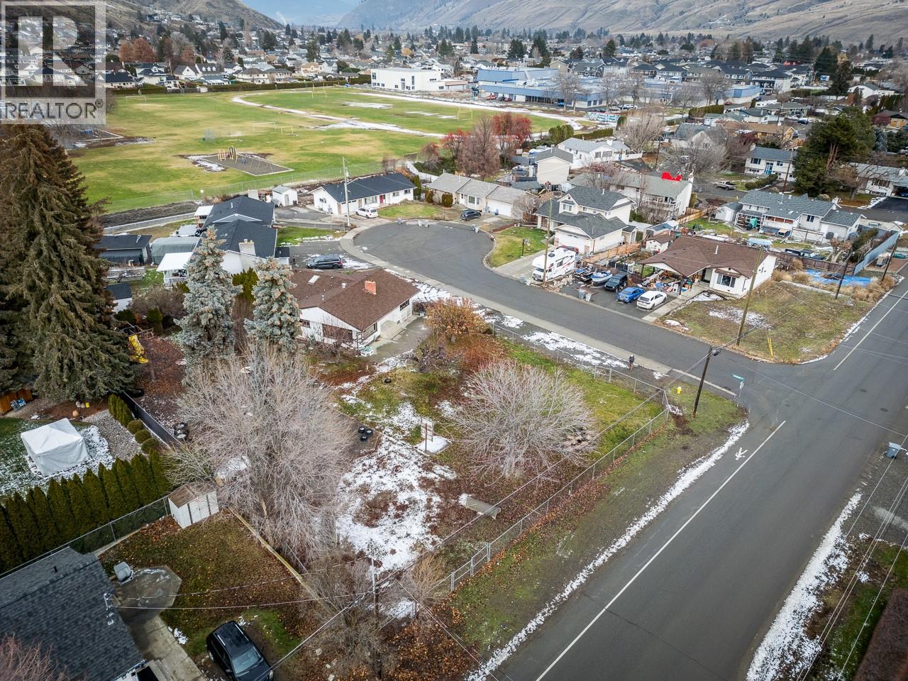 3202 Hargraves Place, Kamloops, British Columbia V2B 8H3 - Photo 7 - 10388781