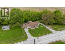520 ROAD 2 WEST, Kingsville, Ontario