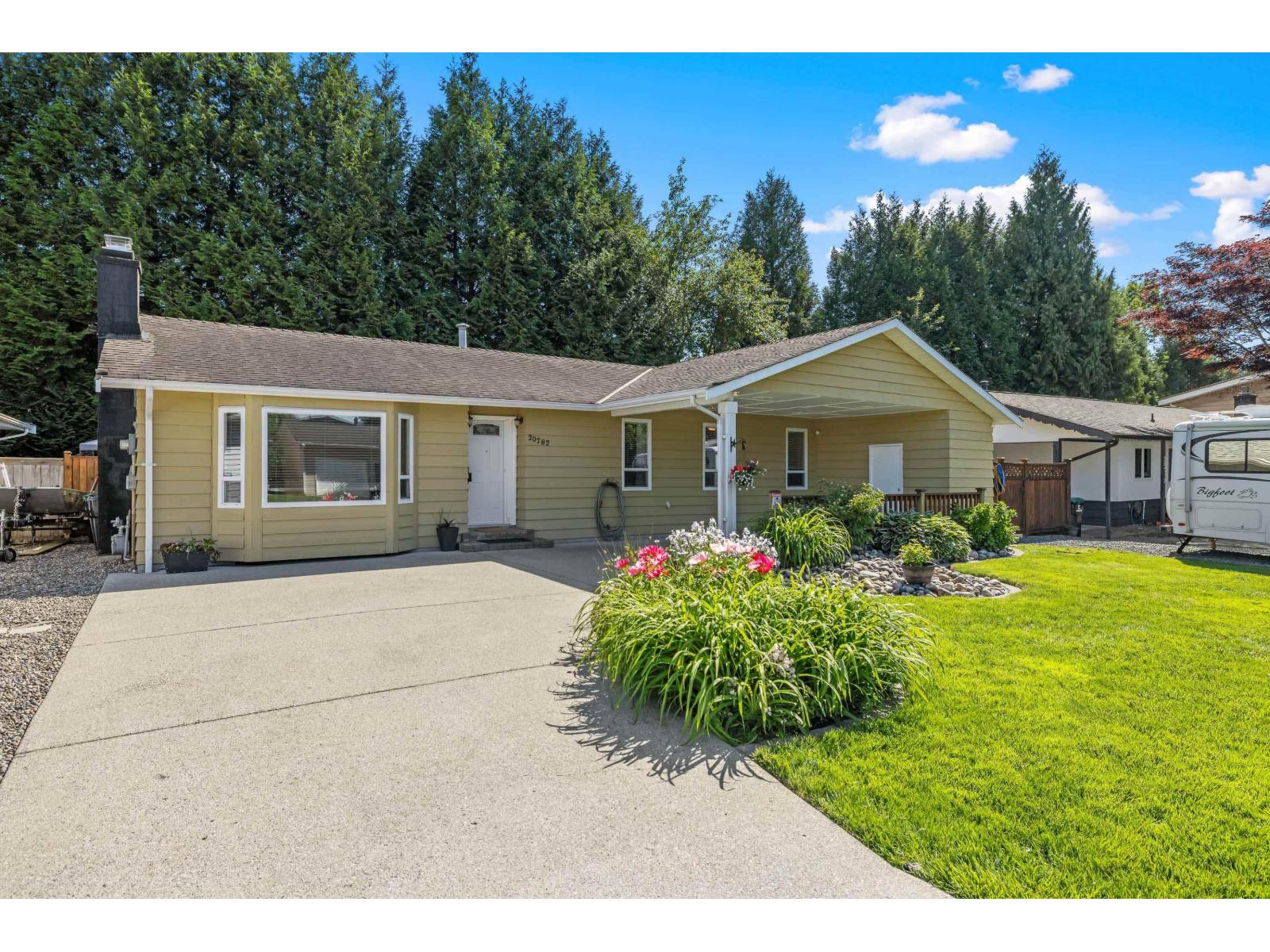20782 52 Avenue, Langley, British Columbia  V3A 6C7 - Photo 2 - R3127937