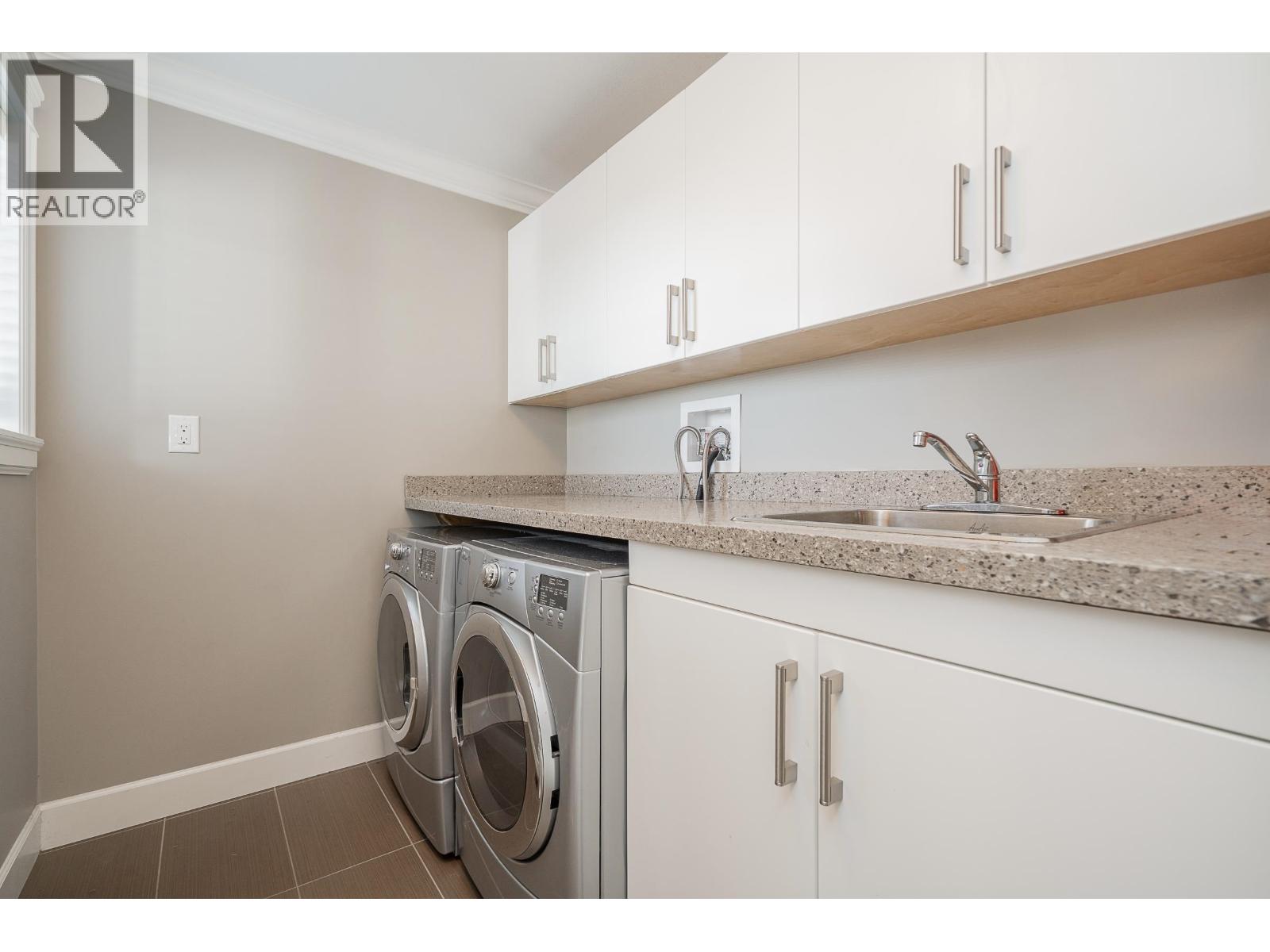 3485 Wales Avenue, Coquitlam, British Columbia  V3E 0K5 - Photo 31 - R3128058