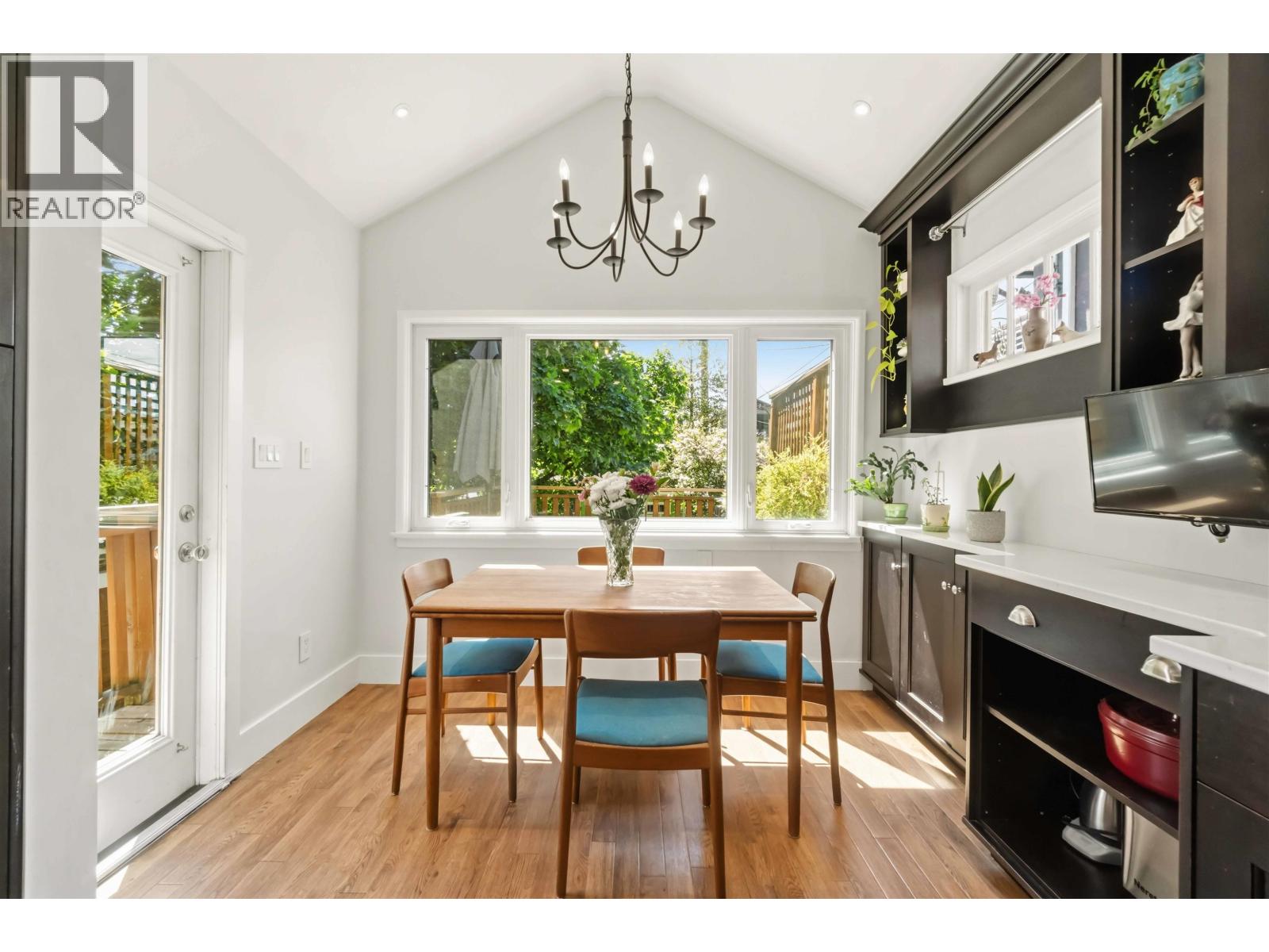 2628 William Street, Vancouver, British Columbia  V5K 2Y5 - Photo 12 - R3128122