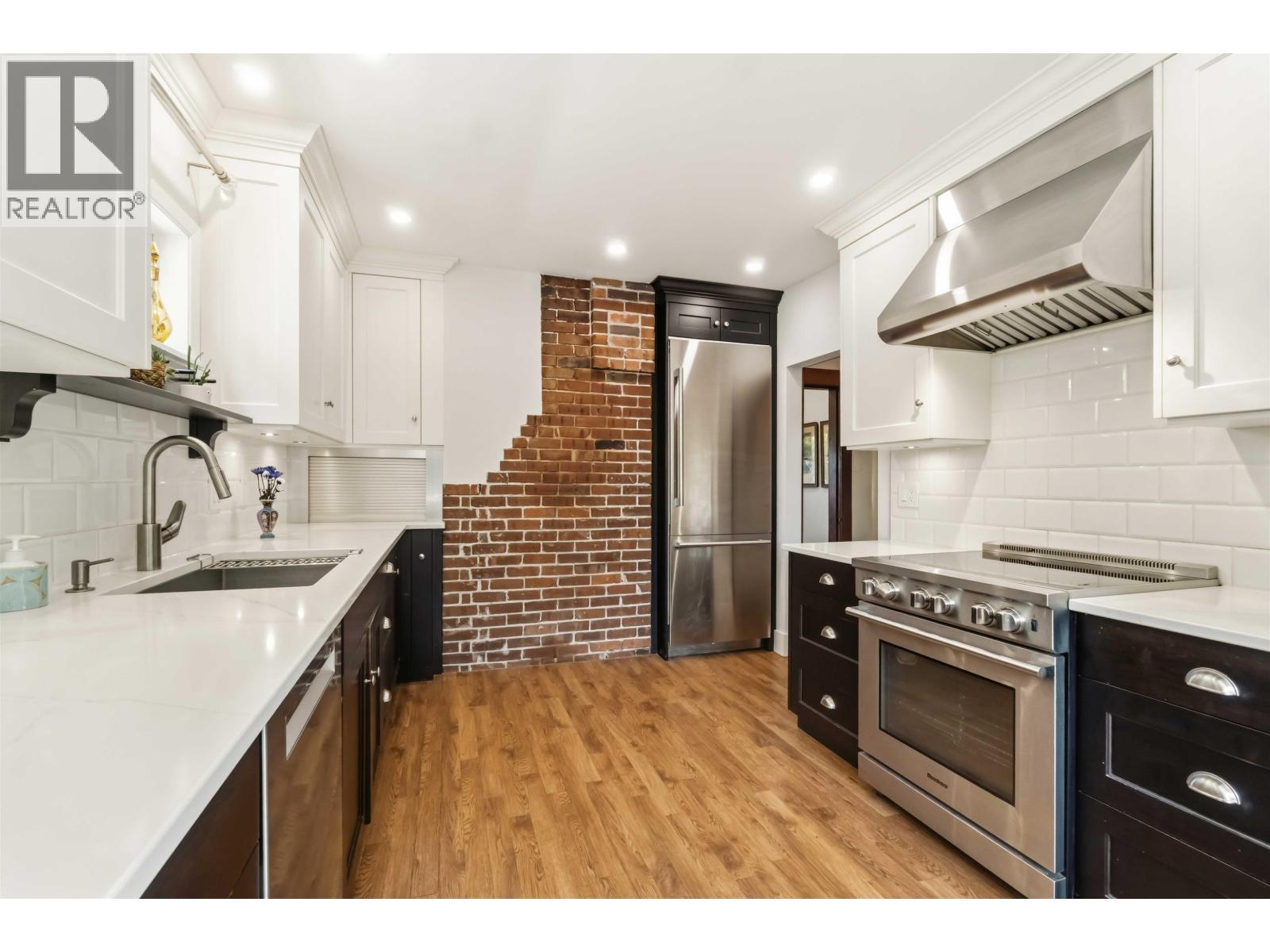 2628 William Street, Vancouver, British Columbia  V5K 2Y5 - Photo 8 - R3128122