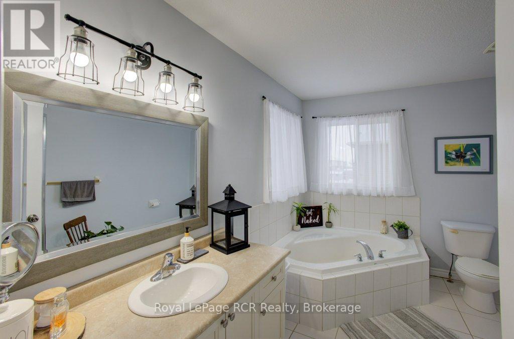 11 Green Street, Mapleton, Ontario  N0G 1P0 - Photo 18 - X13176198