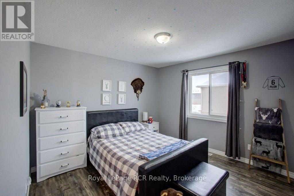 11 Green Street, Mapleton, Ontario  N0G 1P0 - Photo 20 - X13176198