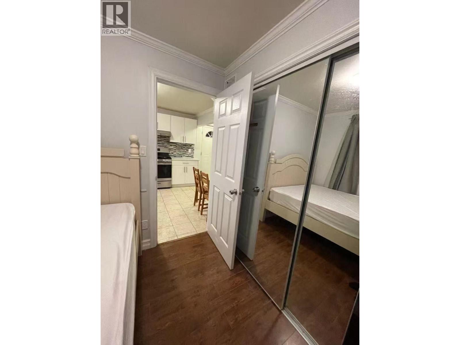 65xx Granville Cres, Richmond, British Columbia  V7C 2V5 - Photo 4 - R3128065