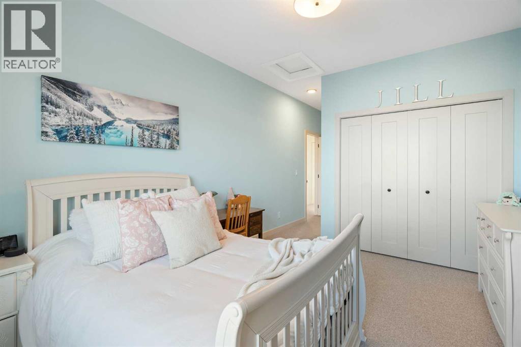 26 Bluerock Avenue Sw, Calgary, Alberta  T2Y 0R6 - Photo 37 - A2313461