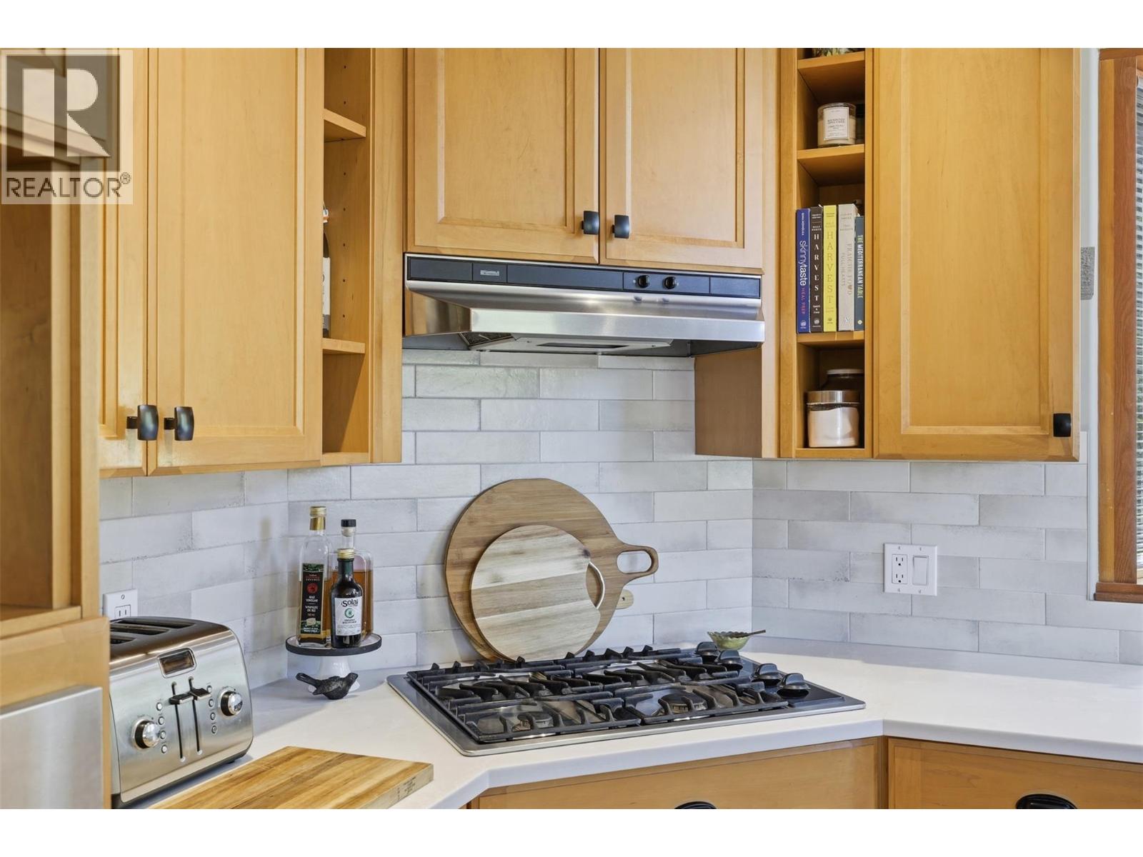 7 Chancellor Drive, Kamloops, British Columbia  V2E 2P1 - Photo 25 - 10381744
