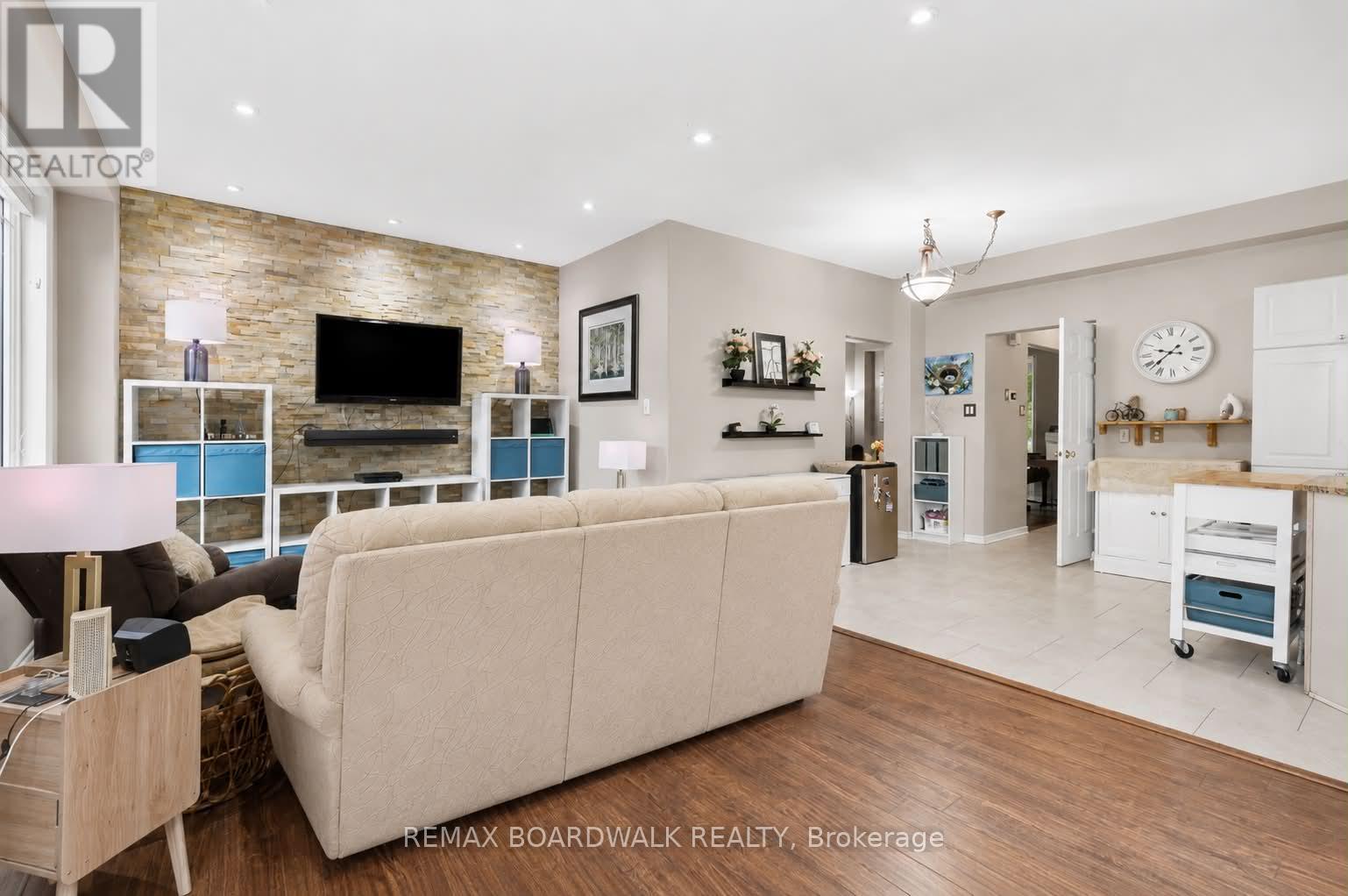 4091 Canyon Walk Drive, Ottawa, Ontario  K1V 1V8 - Photo 11 - X13176246