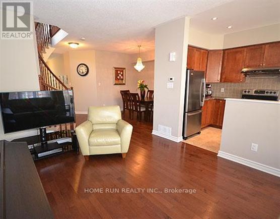 608 Remnor Avenue, Ottawa, Ontario  K2T 0A6 - Photo 4 - X13176352