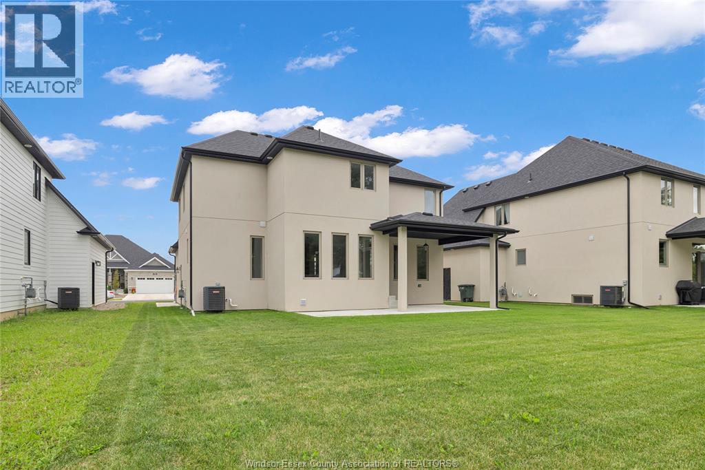 71 Redwood, Kingsville, Ontario N0R 1B0 - Photo 2 - 26012210